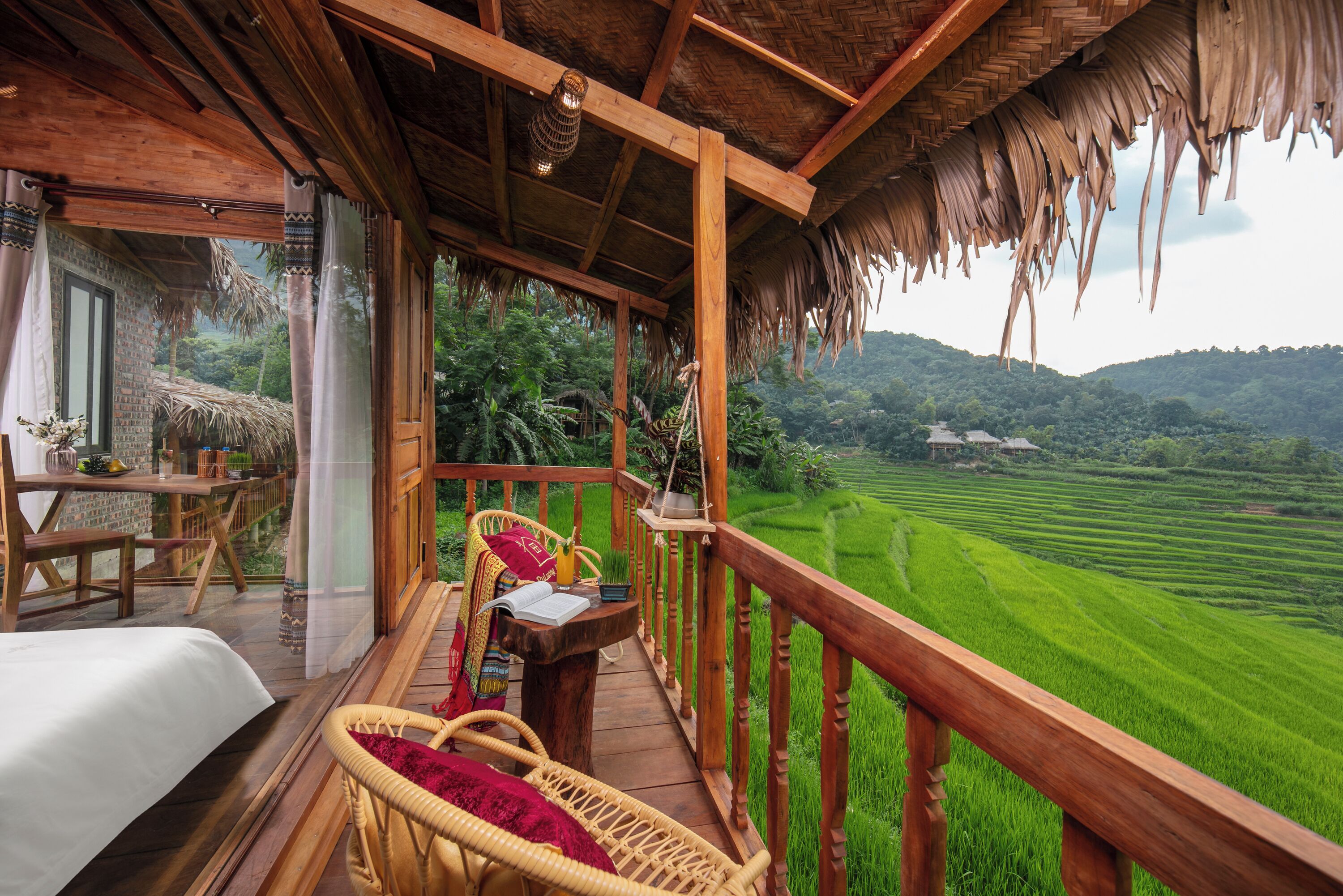 Suite Bungalow | Balcony view