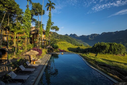 Puluong Natura Bungalow