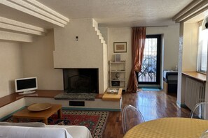 Interior - Attico di charme with terrace near the Arena (Verona)