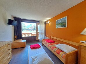 Room - Studio for 4 at slopes, center Les Deux Alpes (Les Deux Alpes)