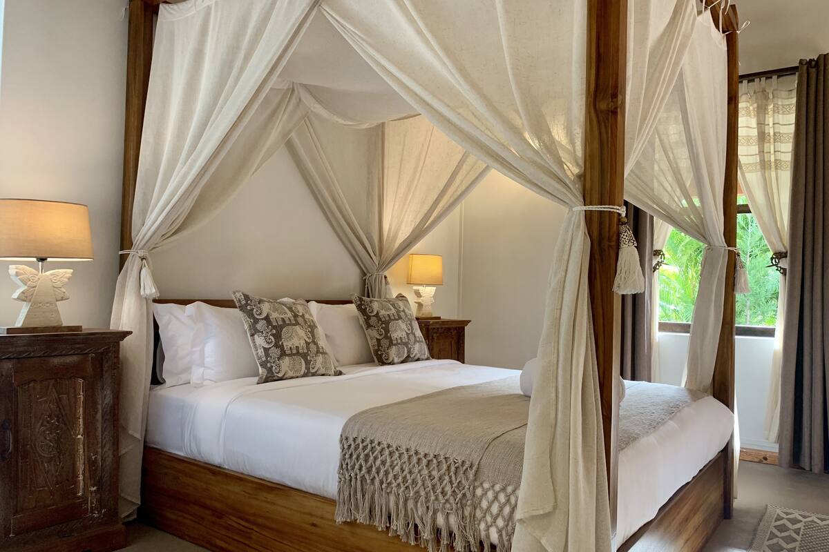 Comfort Double Room | Egyptian cotton sheets, premium bedding, down duvets, in-room safe