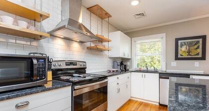 Kuohuviini puhdas KING BED, lähellä WFU-sairaalaa ja keskustaa