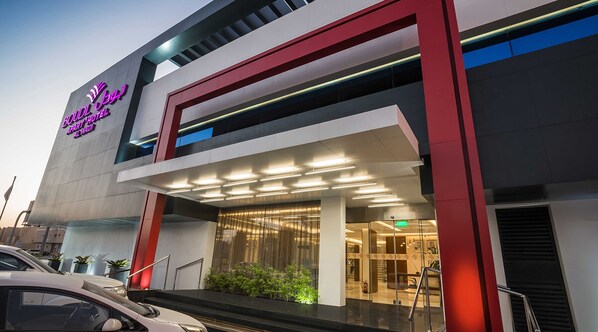 Facciata della struttura