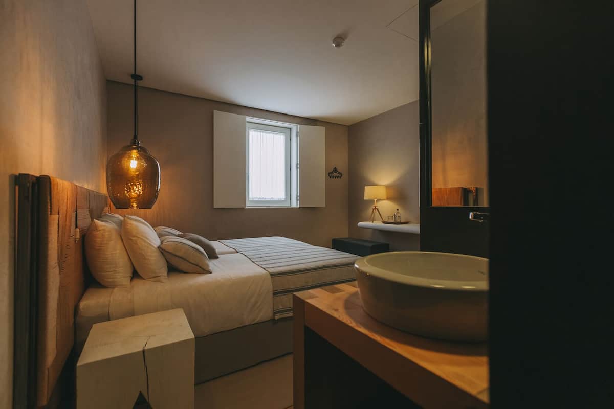 double or twin room | bathroom sink