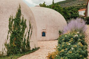 ด้านหน้าที่พัก