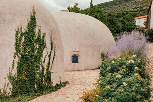 Konaklama yerinin ön cephesi