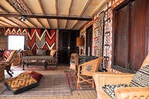 Family Room - African Heritage House (Mlolongo)