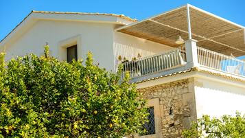 Facciata della struttura