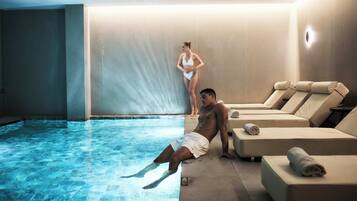 Behandlingsrom for par, badstue, dampbad og tyrkisk bad/hamam