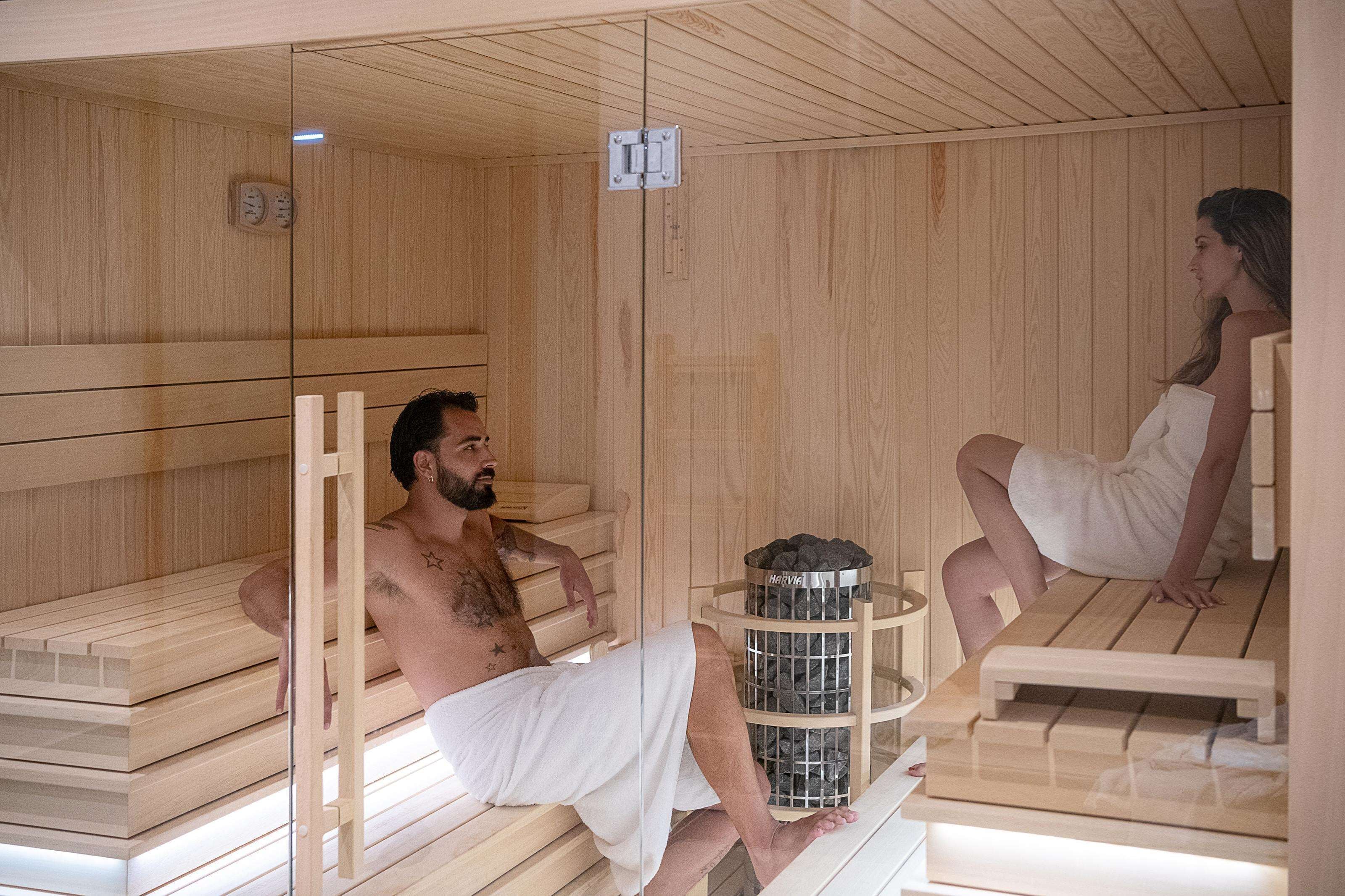 couples treatment room(s), sauna, steam room, turkish bath/hammam