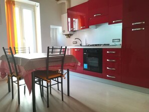 Private kitchen - Colle di Minerva Entire Apartment (Chieti)