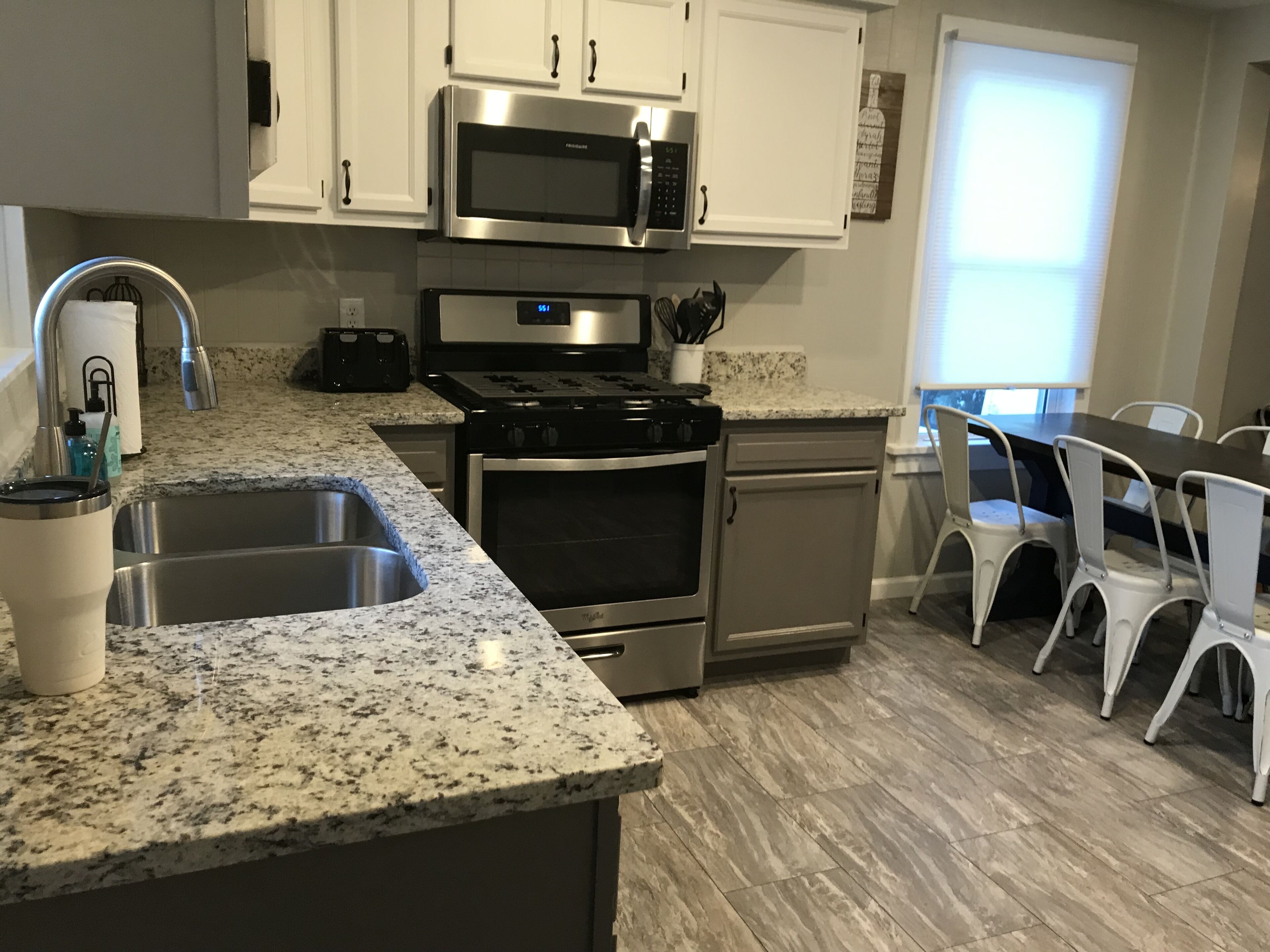 Newly remodeled home in Historic Hermann Wine Counrtry.