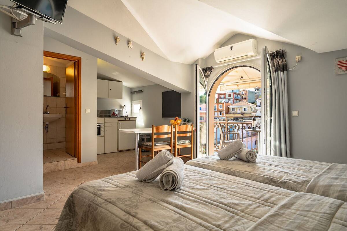 1 bedroom, free WiFi, bed sheets