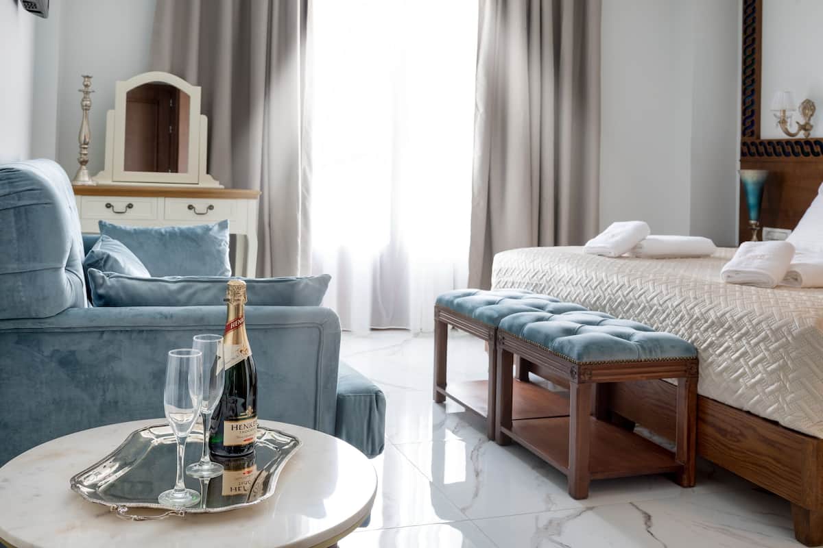Suite, Terrace (Emerald)