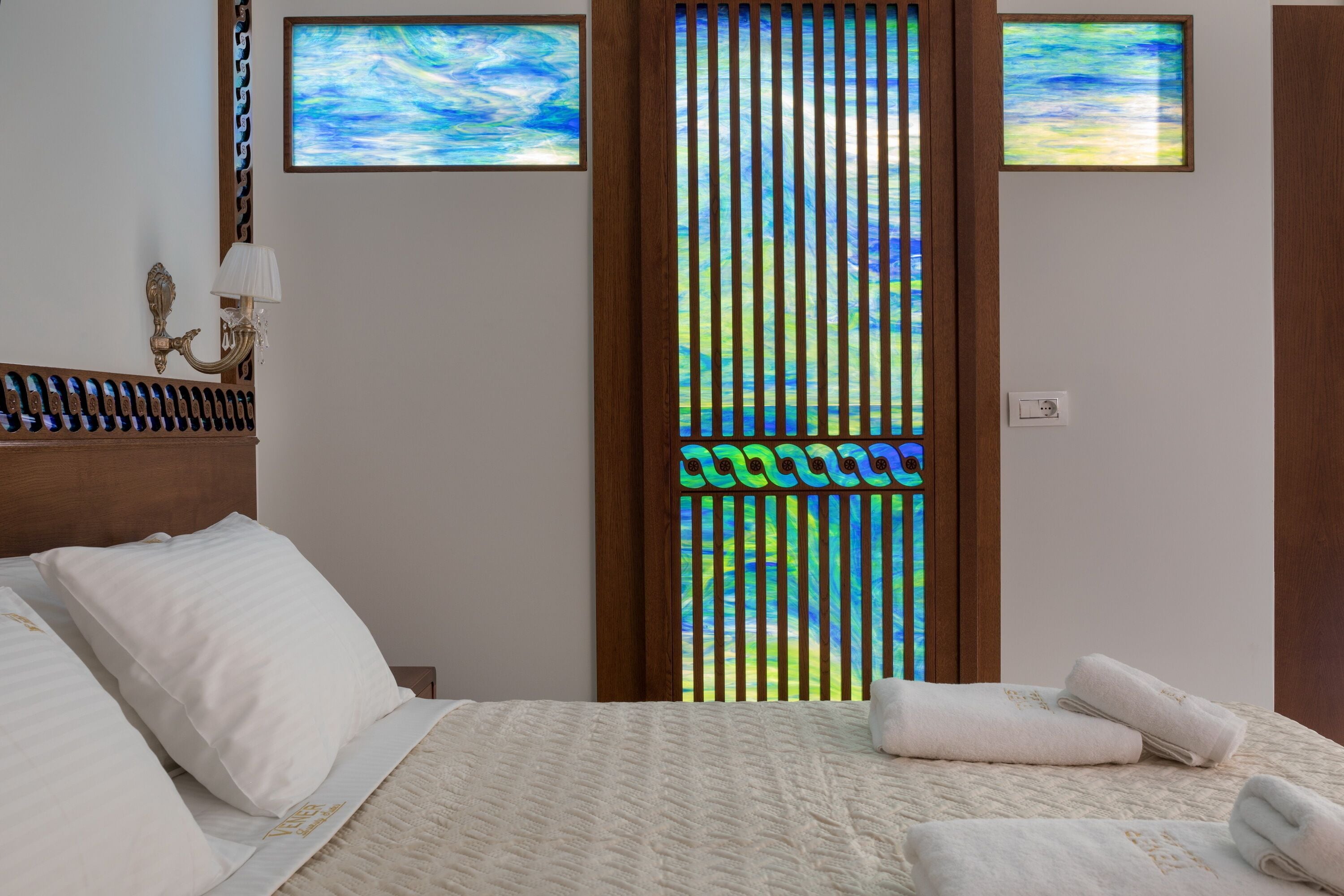 Photo - Vener Suites