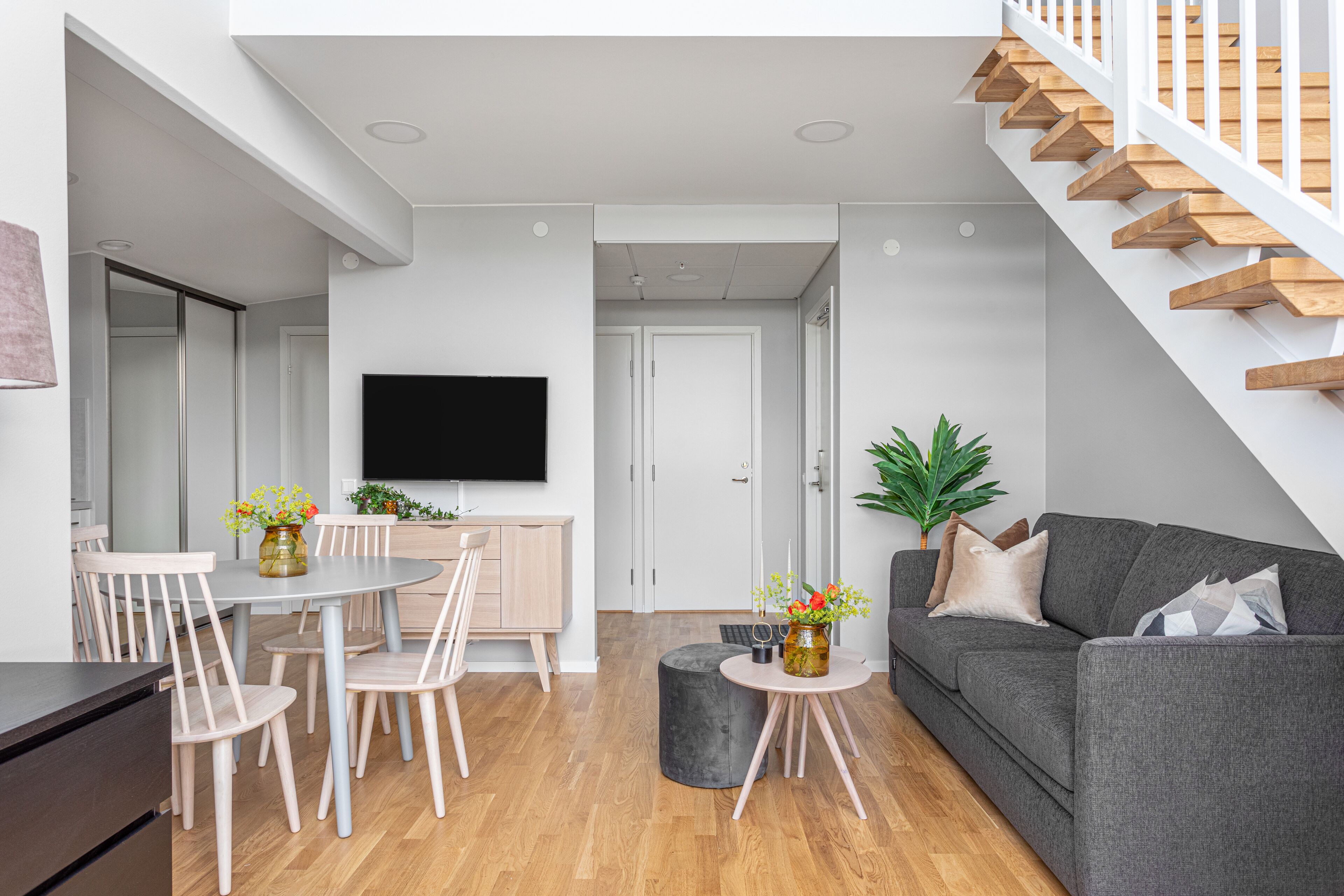 luxury duplex | living area | plasma tv