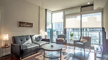 City Apartment | Living room | Flat-screen TV