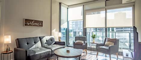 City Apartment | Living room | Flat-screen TV