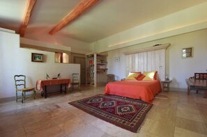 Room - Mas Grand Argence (Fourques)
