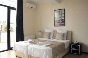 Superior Double or Twin Room | In-room safe, blackout drapes, free WiFi, wheelchair access - Oriental Hotel (Tbilisi)