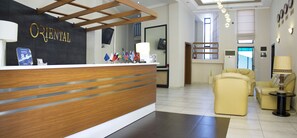 Reception - Oriental Hotel (Tbilisi)