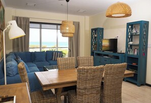 TV, DVD player, stereo, offices