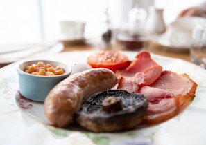 Dining - Cawthorne House (Pickering)