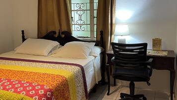 Economy Double or Twin Room, Multiple Beds, Non Smoking | Hypo-allergenic bedding, Tempur-Pedic beds, individually decorated