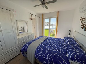 3 soverom, strykejern/-brett, reiseseng for barn og wi-fi (inkludert)