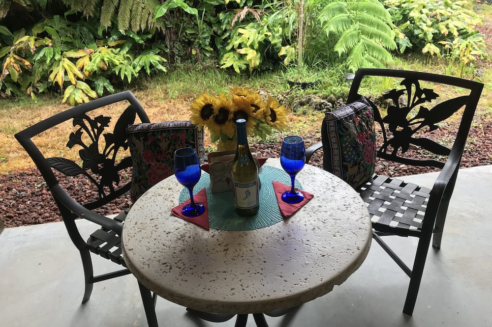 *Jade Oasis/ Palila*