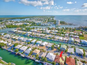 Unclassified image, 5 of 43, button