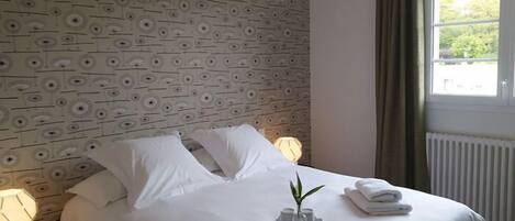 Habitación familiar, habitaciones comunicadas (Jean-Gustave) | Decoración individual, mobiliario individual, sistema de insonorización