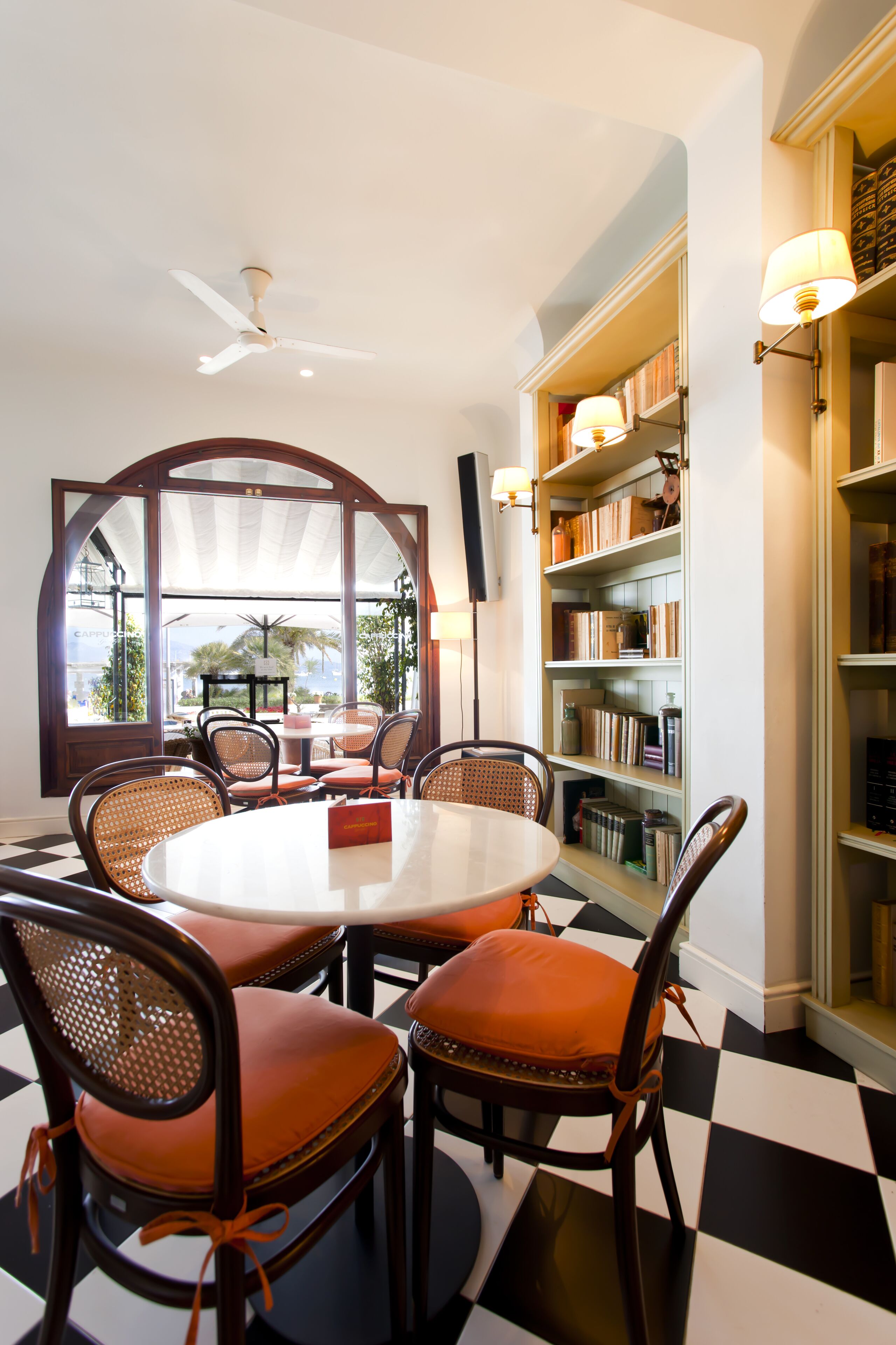 Photo - Hotel Sis Pins