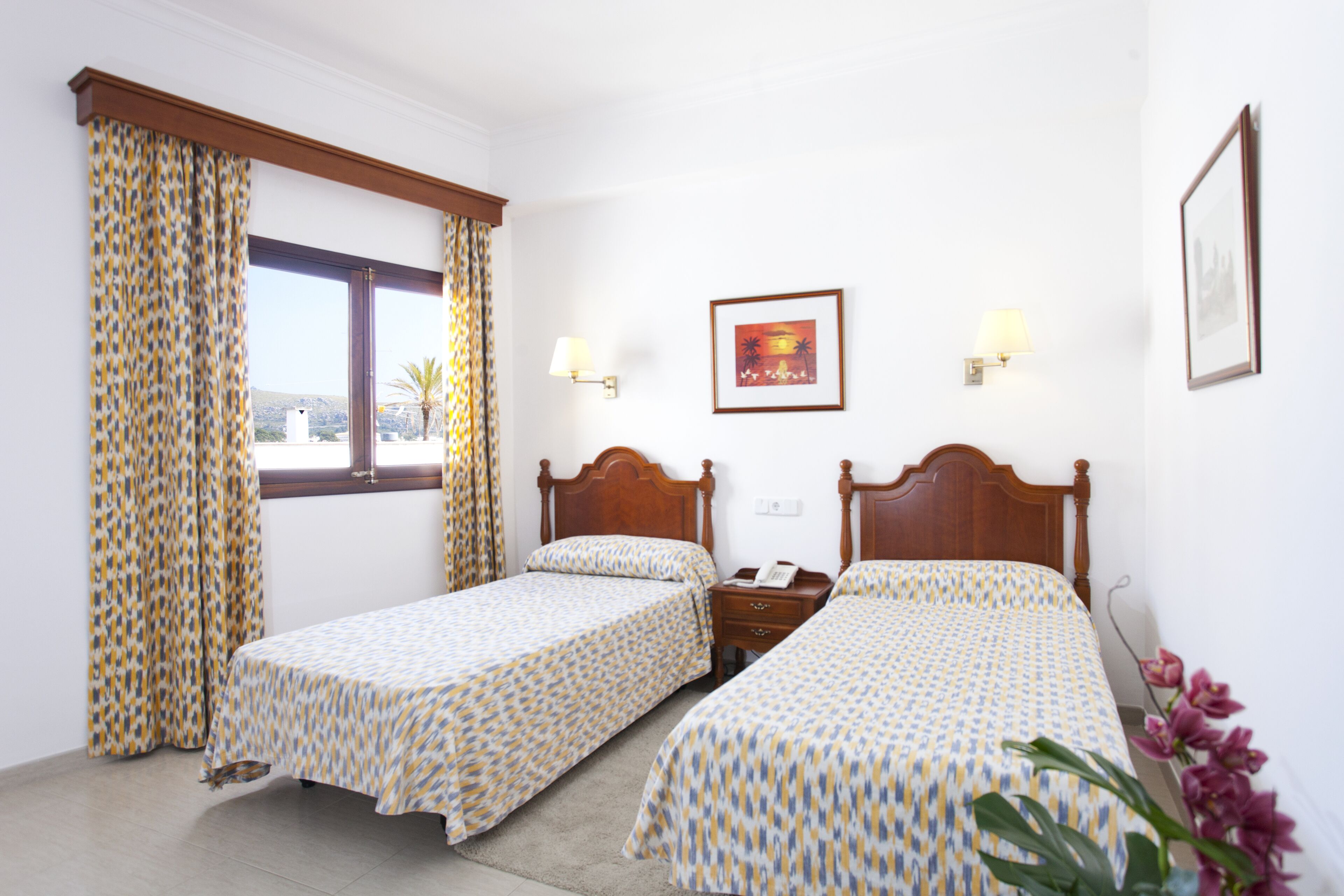 Photo - Hotel Sis Pins