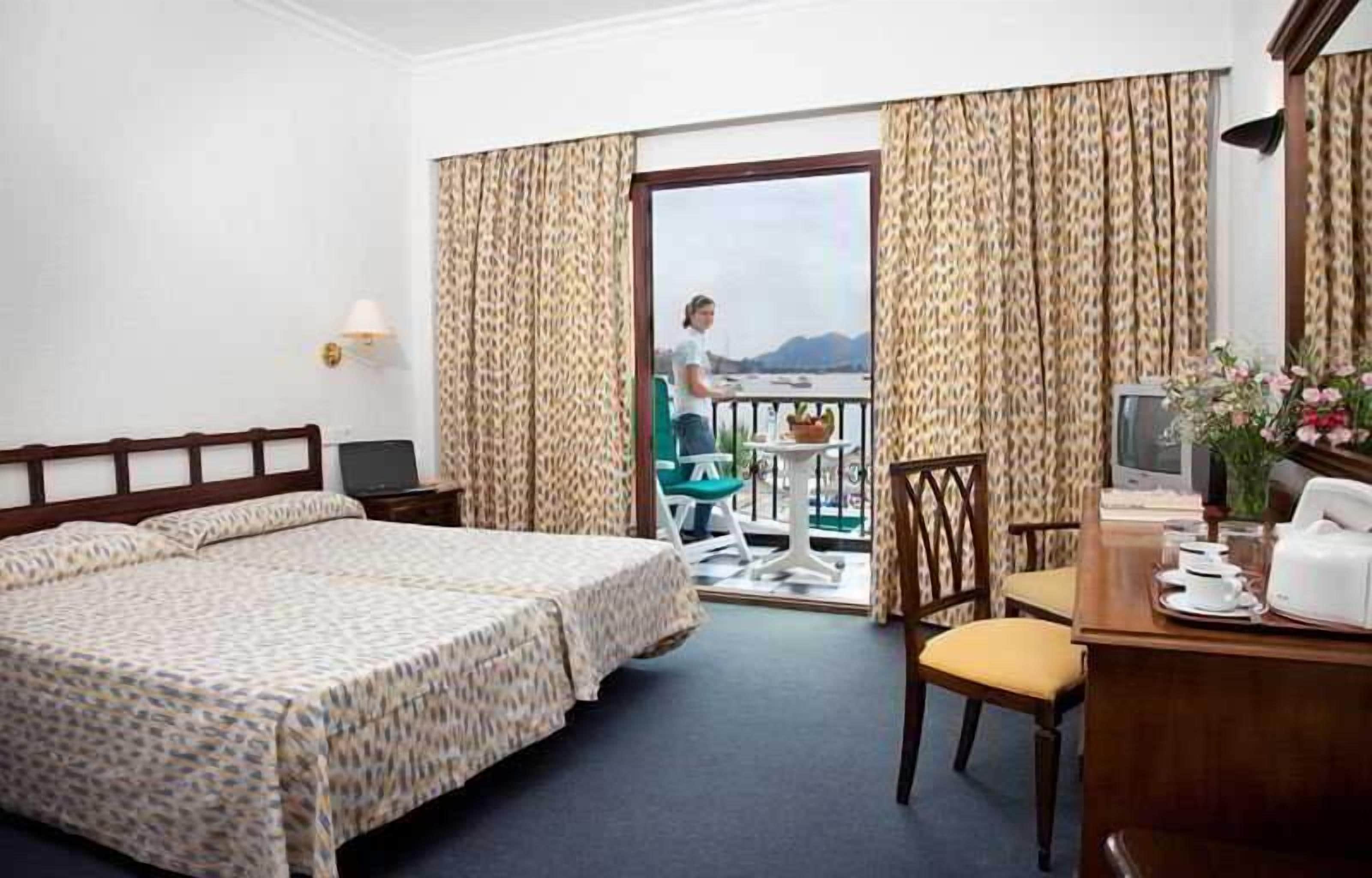 Photo - Hotel Sis Pins