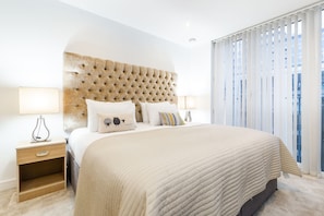 Two-Bedroom Apartment | 2 bedrooms, free WiFi - Waterside Bliss Austin David Apartments (London)