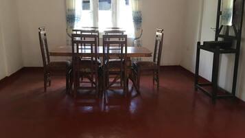 Tempat makan