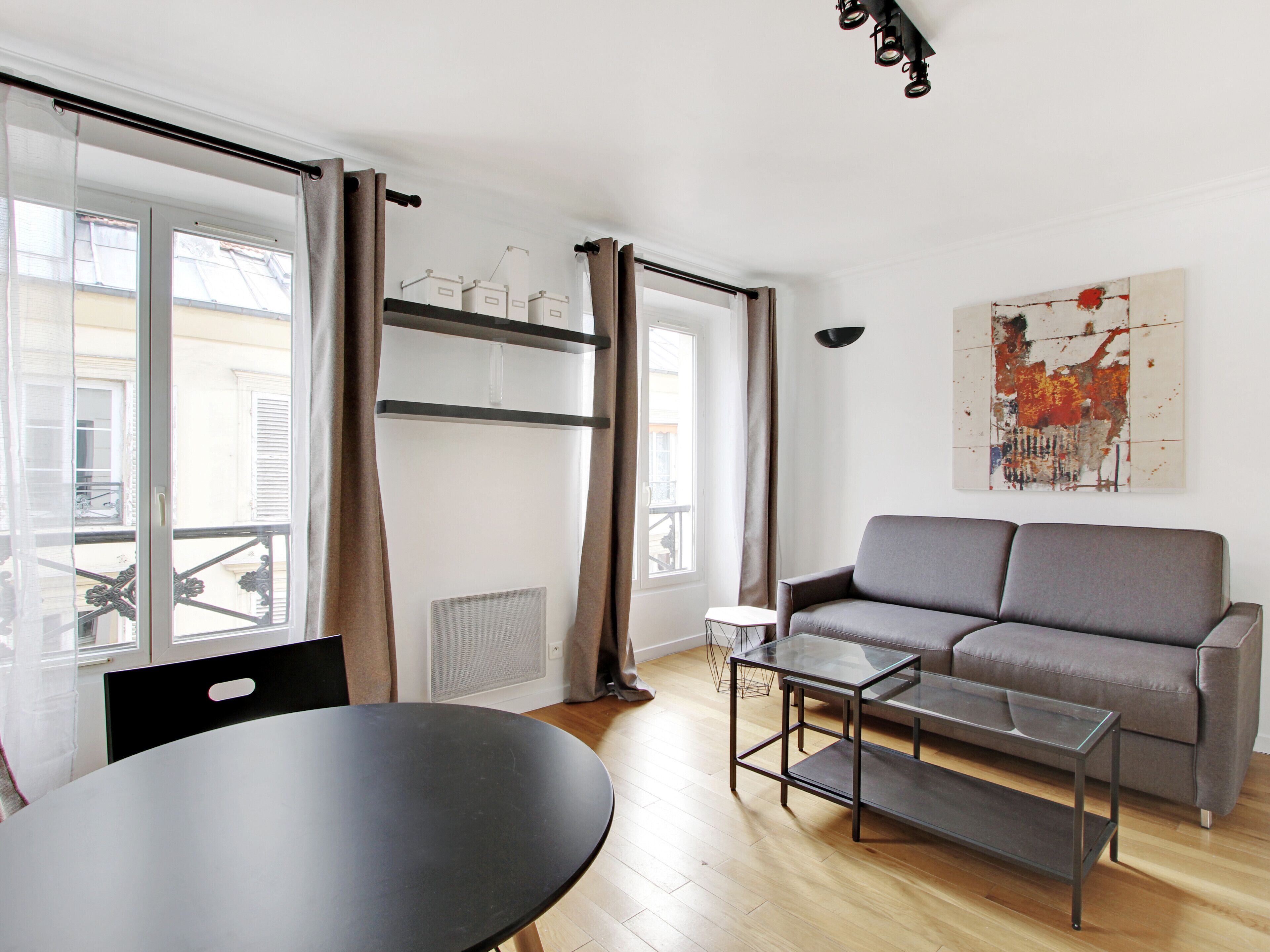 A Cosy 1-BDR Apartment in the Batignolles Area