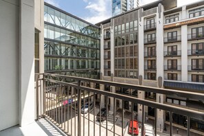 奢華公寓, 1 間臥室, 非吸煙房 | 陽台景觀