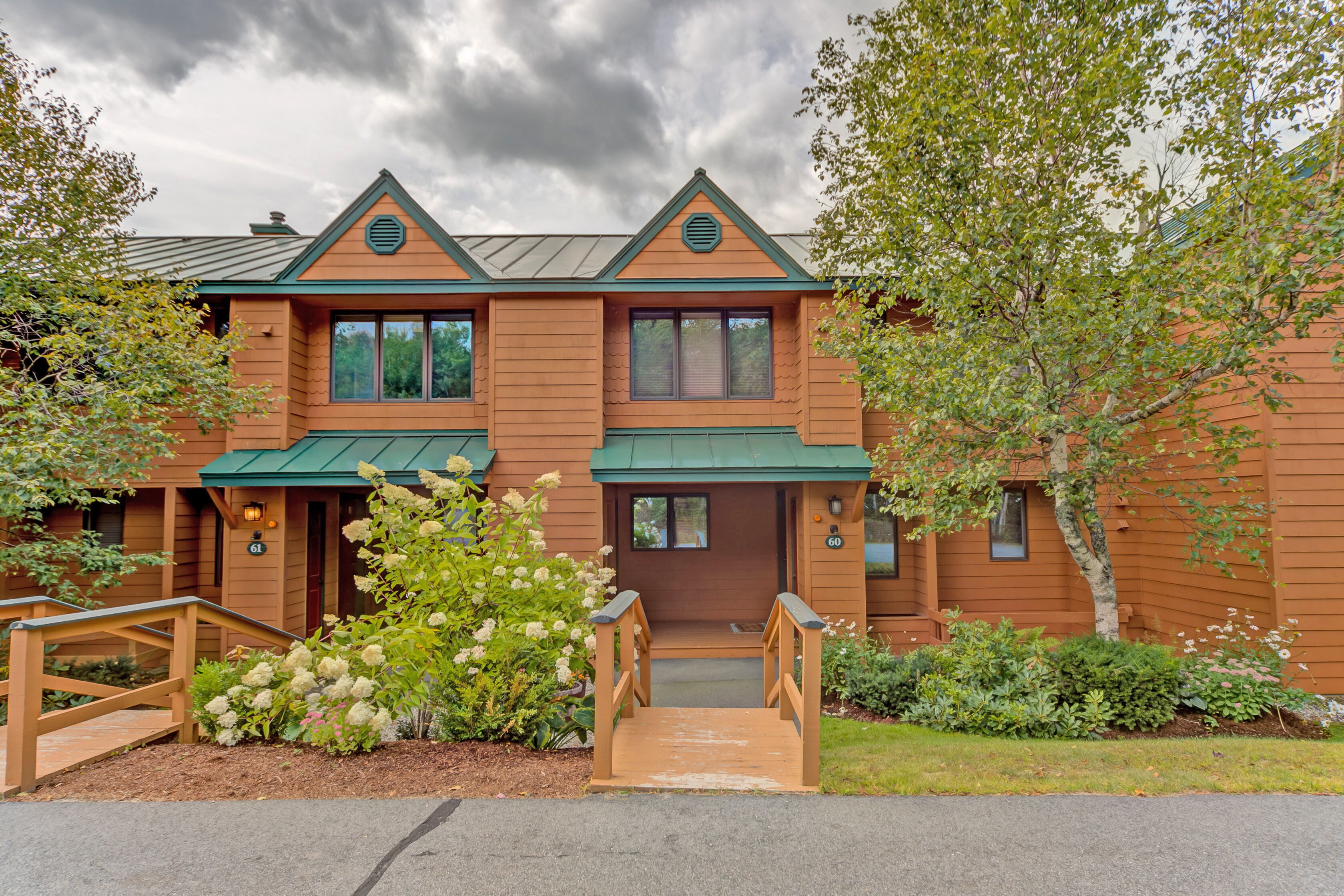 Mt Washington Place 4 bedroom, 3.5 bath home ready for all your vacation needs