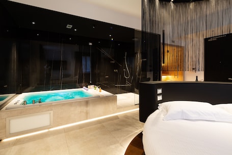 Suite, 1 Bedroom, Hot Tub (sauna and emotional shower) | Premium bedding, down comforters, in-room safe, desk