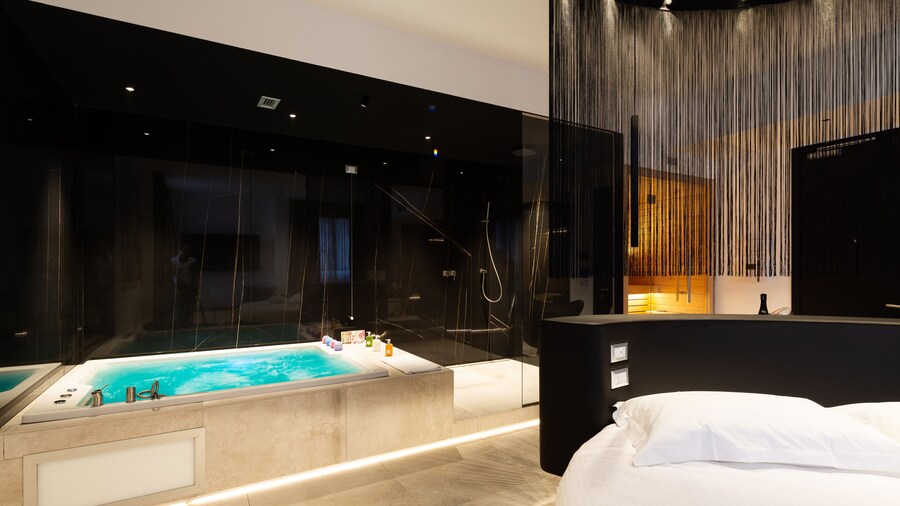 The Corner Duomo Hotel