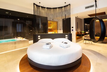 Suite, 1 Schlafzimmer, Whirlpool (sauna and emotional shower)