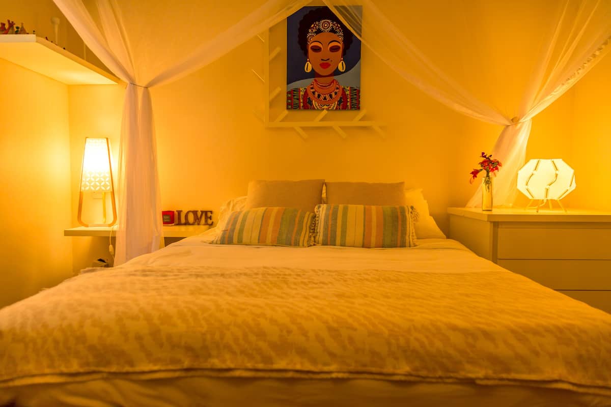 Habitación estándar doble (Omusanaa) | Ropa de cama de alta calidad, cortinas opacas, camas supletorias