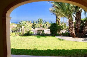 Property grounds - Beautiful Hacienda villa with sea view/AC/ gratis WIFI Benissa/Moraira   (Benissa)