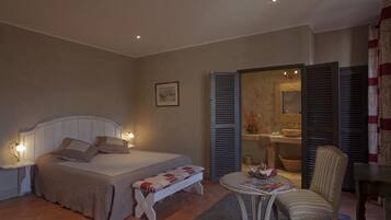 Individually decorated, individually furnished, desk, blackout drapes