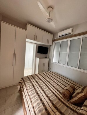 1 quarto, Wi-Fi de cortesia, roupa de cama