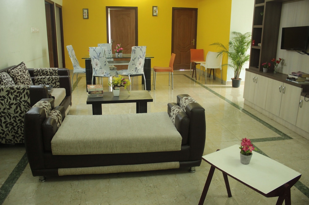 DivBnB : Entire 3 BHK home in whitefiled