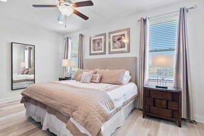 6 soverom, strykejern/-brett, wi-fi og sengetøy