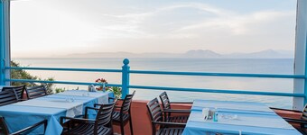 Aithrio Hotel